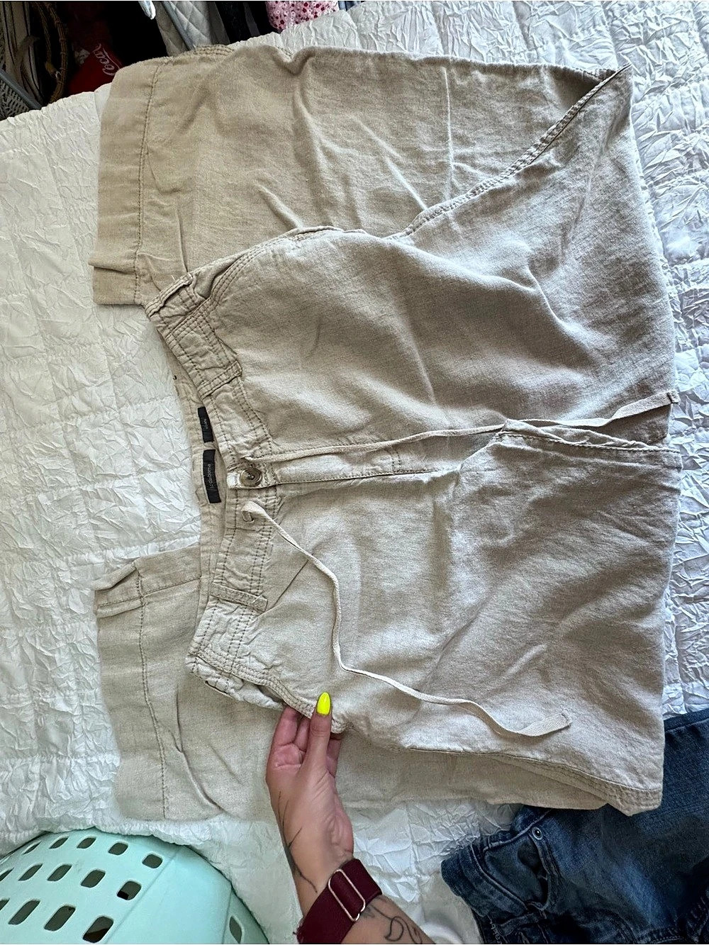 Liz Claiborne cargo capri pants size 12